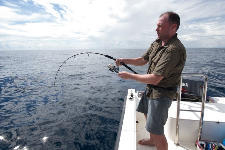 Amazing rod bending action from fishing report Kirinda