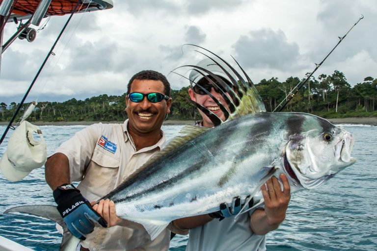 Guided fishing caught a rooster fish