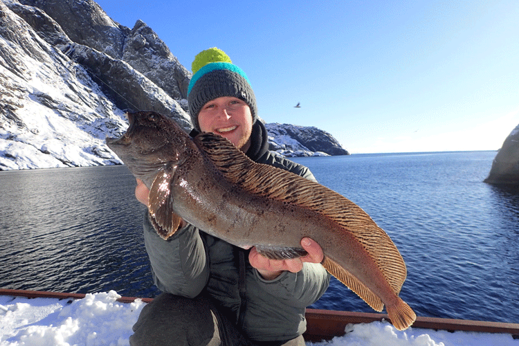 CASCADE STURGEON FISHING