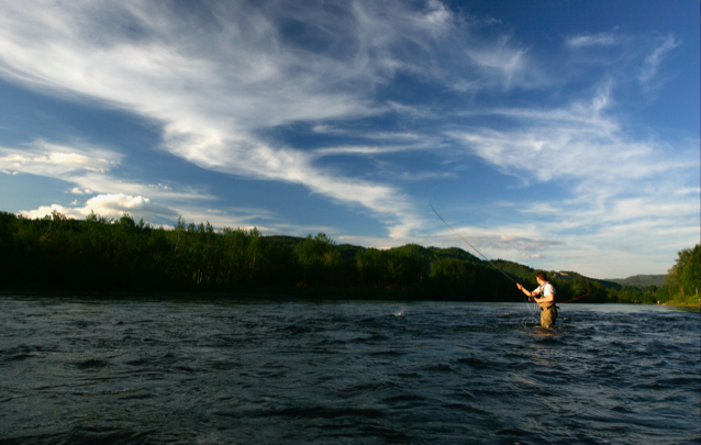 casting while wading