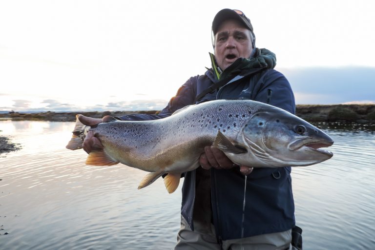 Estancia El Rincon, Sea Trout Fishing - Rio Gallegos. — Salmon Junkies